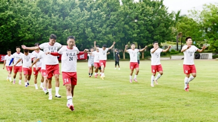 将担任球队 将担任球队