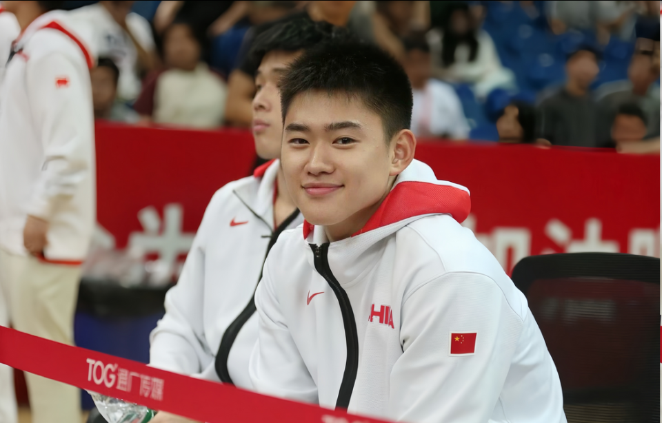 确实很容易, 国男篮主力 确实很容易, 国男篮主力